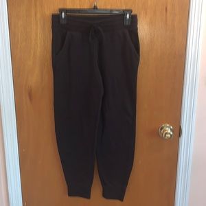 Aero black joggers